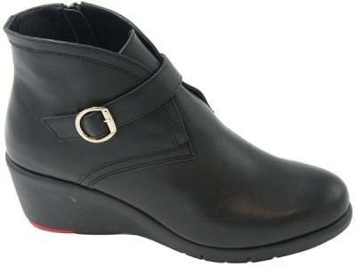 Relax F-2403-01 black leather
